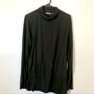 Athleta olive green soft turtleneck EUC